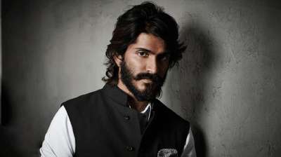 Newcomer Harshvardhan Kapoor has been the new eye-candy in tinselvile post the release of his debut Bollywood movie &lsquo;Mirzya&rsquo;. He was seen playing the lead role in Rakeysh Omprakah Mehra&rsquo;s directorail which was based on the folklore of Mirza-Sahiba.
Although the movie failed to set the box office on fire, the Kapoor lad did manage to bag the limelight with his eye-catching persona.
Besides, he also shares the same dedication towards work like his father Anil Kapoor. Harshvardhan, who is touted as Anil&rsquo;s son and Sonam&rsquo;s brother so far, is ardent to carve a niche for himself in the industry.
Well, while Harshvardhan has got a long way to go to secure a place in showbiz, his sexy looks have indeed got the girls go crazy for him as he enjoys a huge female fan base post his entry in the industry.
As this dashing star kid turns 26 today, we bring you some lesser known facts about Harshvardhan Kapoor