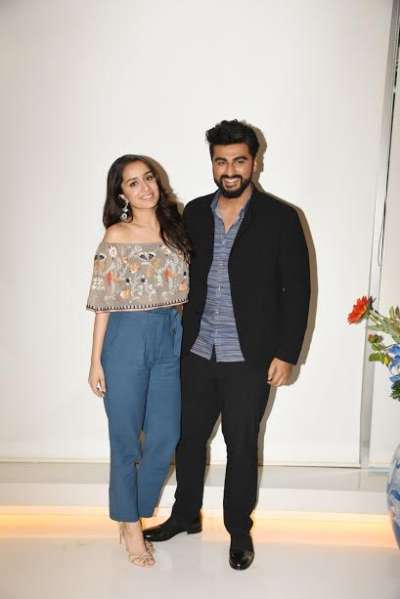 Actors Shraddha Kapoor and Arjun Kapoor are sharing the screen space for the first time in Half Girlfriend. Both the actors are on promotional spree and the pictures show that they are enjoying each other&rsquo;s company.