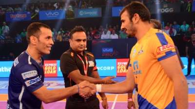 In the Pro Kabaddi League 2017 Season 5 of the Inter Zone Challenge week between Dabang Delhi K.C. and the Tami Thalaivas, it was the Dabang's that prevailed victorious over the Thalaivas as they snatched victory when Tamil had the win in their hands. The Tamil Thalaivas let the win slip away when Meraj Sheykh raided in the last seconds of the match to claim a super raid and collect 3 points to hand Delhi the win.