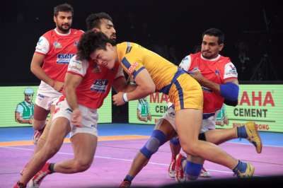 Haryana Steelers and Tamil Thalaivas played out a thrilling 25-25 tie in the Match No. 30 of Pro Kabaddi League 2017. 