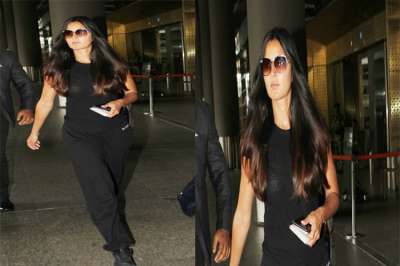 Katrina Kaif was spotted at the airport yesterday. She looks stunning in black outfit and glasses. Currently, she is busy with her upcoming film Tiger Zinda Hai with Salman Khan. She was recently spotted with Salman Khan. Both the actors are reuniting on the big screen after five years.