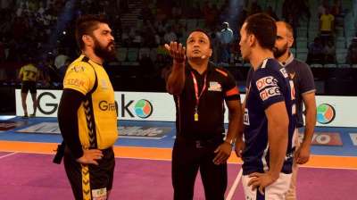 In the Pro Kabaddi League 2017 of the Inter-Zone challenge week, it was the Telugu Titans taking on the Dabang Delhi K.C. The Titans knew beforehand coming into this fixture that they could easily exploit Delhi's vulnerability as they have lost all their matches at home so far and a poor run in their form has cost the Dabangs any chance of qualifying for the title. It was the raid machine Rahul Chaudhari who flaunted his skills in style to collect 16 raid points in the match which seemed enough to outclass the Delhi team alone. Meraj Sheykh and his Dabangs have lost 13 matches in the season and are placed at the bottom of Zone A. Take a look at some of the highlights of the match Telugu Titans defeated Dabang Delhi K.C. 44-22.