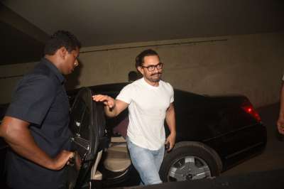 Superstar Aamir Khan is gearing up for the release of his next production venture Secret Superstar featuring actress Zaira Wasim. Some celebrities got the opportunity to attend the special screening of the film. From Anil Kapoor to Fatima Sana Shaikh, many celebs graced the event.
