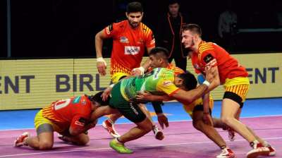 Pro Kabaddi League 2017 Season 5 final: Patna Pirates defeat Gujarat  Fortunegiants to be crowned champions