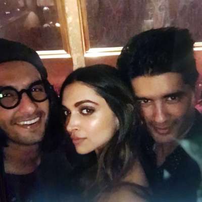 Social media was abuzz with the news that everything is not so well in Deepika Padukone and Ranveer Singh&rsquo;s paradise. Deepika&rsquo;s solo appearance at Padmavati 3-D trailer launch and Ranveer&rsquo;s cryptic tweet about &lsquo;bee sting&rsquo; added the fuel to the fire. But going by last night&rsquo;s scenario, there could be anything between them but breakup. Deepika Padukone threw an impromptu party on November 4 to celebrate the success of Padmavati trailer. Ranveer Singh showed up at the party in a jolly mood, which doesn&rsquo;t suggest of any tiff between the duo. Check out the pictures here. 