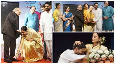 Veteran actress Rekha was honoured with Smita Patil Memorial Award 2017. The award ceremony which began as an annual gala in 1984, is now held once in every two years.
