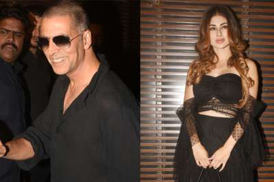 Actor Akshay Kumar has wrapped up the shooting of his upcoming film Gold. From Mouni Roy to Farhan Akhtar, many stars have attended the wrap up party of the film. Have a look at the pictures.