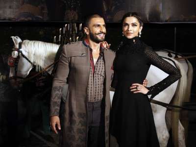 Actress Deepika Padukone has turned a year older today. This is known to all that the lady shares a great camaraderie from Ranveer Singh and is rumoured to be dating him from quite some time. Speculations are rife that both the stars are planning to get engaged, however nothing official has been said.