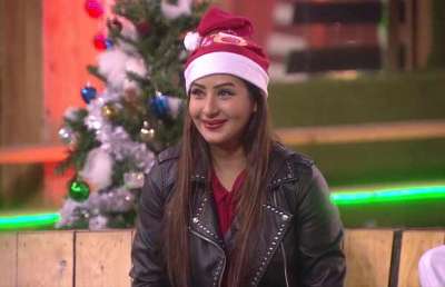 Shilpa Shinde, who was better known for her stint in comedy show Bhabhi Ji Ghar Par Hain, created a wave on social media for her calm and composed behaviour in Bigg Boss 11 house. By cooking without a fail for her co-contestants and making friends in the house, Shilpa earned a legion of fans for herself outside the house. Bigg Boss 11 Grand Finale will be aired on COLORS TV at 9 pm tonight. Going by social media trends, Shilpa Shinde is the most probable winner. 