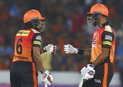 Sunrisers Hyderabad held their nerves to edge out Mumbai Indians by one wicket off the last ball of the match in a thrilling Indian Premier League (IPL) encounter at the Rajiv Gandhi International Stadium, Hyderabad, on Thursday. Hyderabad's No 11 Billy Stanlake lofted Ben Cutting's last delivery of the 20th over to eke out their second win of the tournament as Rohit Sharma's men slipped to their second defeat in successive matches.