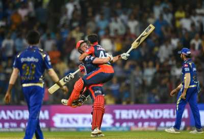 Jason Roy smashed an unbeaten 91 as Delhi Daredevils defeated hosts Mumbai Indians by seven wickets in a last-ball thriller in the Indian Premier League at Wankhede on Saturday. Opener Roy made a mockery of a listless Mumbai Indians bowling attack as he hammered six fours and as many sixes in his 53 ball knock to help Delhi overhaul the home team's 194/7 for their first win of the season.
