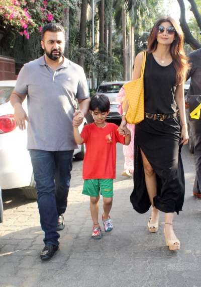 Actress Shilpa Shetty Kundra was recently spotted with her husband Raj Kundra and son Viaan in Mumbai.