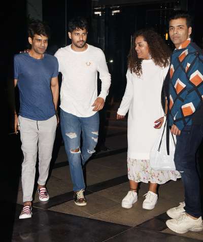 Actor Sidharth Malhotra spent quality time with his friends as he dined out with Karan Johar, Aarti Shetty and Kapil Chopra.