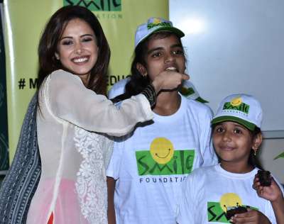 Sonu Ke Titu Ki Sweety actress Nushrat Bharucha has celebrated her birthday with her parents on Thursday. Later, she spent the entire day with Smile Foundation kids in Mumbai.&amp;nbsp;