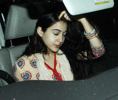 Newcomer actress Sara Ali Khan was seen exiting father Saif Ali Khan&amp;rsquo;s house on Wednesday. The young actress was seen wearing her trademark ethnic wear. Just like usual, she was sporting an au naturel look and was in no mood to get clicked by the paparazzi.