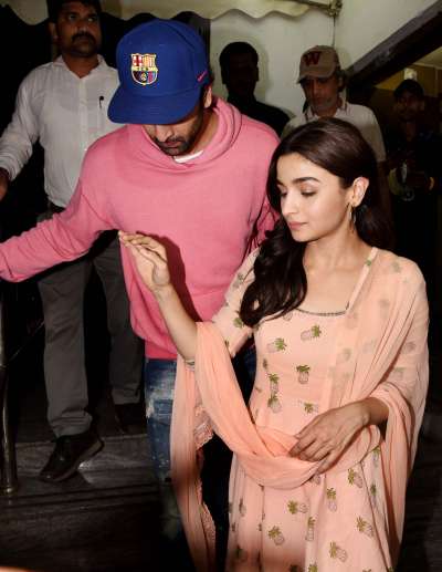 Ranbir Kapoor joins Alia Bhatt and her mother at Raazi screening see pics