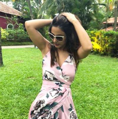Television's sweetheart Hina Khan who is quite popular among the Indian audience is very active on social media and we're glad about it.&amp;nbsp;