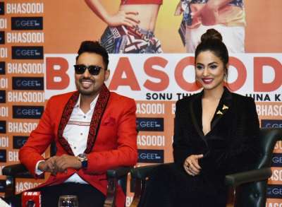 After giving us chills with her on point style statements in the last few days, Hina Khan has finally set the temperatures soaring with the release of her music video Bhasoodi. At the song launch, Hina made many heads turn with her picture perfect look.