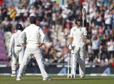 Jos Buttler once again proved to be a thorn in India's flesh as his gutsy knock of 69 enabled the hosts to put up a fighting 260 for 8 in their second innings on the third day of an even poised fourth Test.
&amp;nbsp;