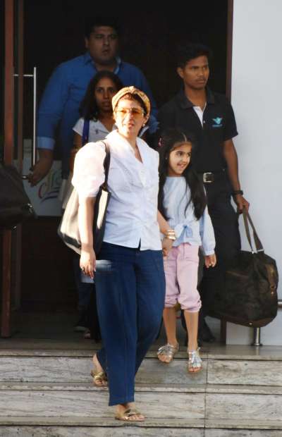 Little munchkin Nitara looked as cute as a button as she gets spotted at the airport with mother Twinkle Khanna