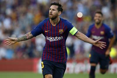 Messi hat store trick champions league