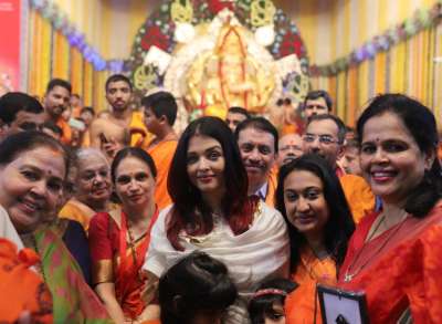 Bollywood diva Aishwarya Rai Bachchan arrived at the GSB Seva Mandal along with daughter Aaradhya and mother Brinda to seek blessing from Lord Ganesha.