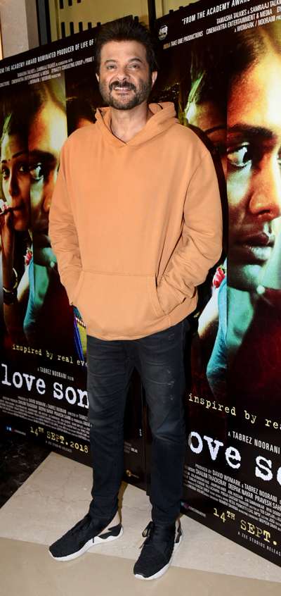 Anil Kapoor, Frieda Pinto and many other Bollywood celebrities attend the movie screening of Love Sonia. Anil Kapoor looked handsome with his casual mode on.