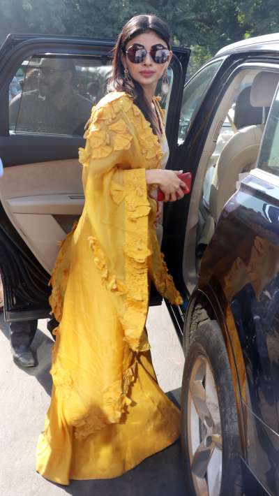 Mouni Roy is one of the stylish actresses we have. The diva was recently spotted in a bright yellow dress.