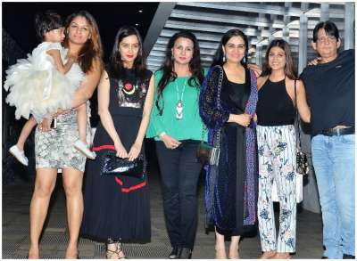 Actress Padmini Kolhapure rang in her 53rd birthday with friends and family. The party was hosted at a suburban restaurant in Mumbai, which was attended by Padmini's older sister Shivangi, brother-in-law Shakti Kapoor and their children Shraddha and Siddhanth.