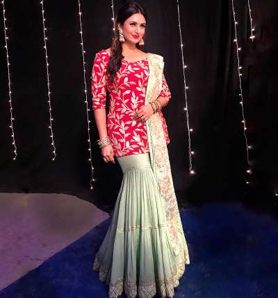 If there's one television star who is sweeping the viewers off their feet, it is Ye Hai Mohabbatein's leading lady Divyanka Tripathi.