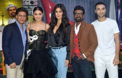 Shah Rukh Khan, Anushka Sharma and Katrina Kaif were on the sets of Dance Plus to promote their recently-released film Zero&amp;nbsp;
