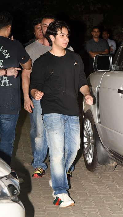 Filmmaker&amp;nbsp;Sohail Khan celebrated his son Nirvan Khan's birthday with family and friends at his new residence in Bandra