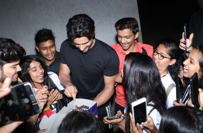 Bollywood's heartthrob Sidharth Malhotra celebrated his 34th birthday on Wednesday.&amp;nbsp;