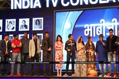 The star cast of popular comedy show Bhabhi Ji Ghar Par Hain, Shubhangi Atre, Aasif Sheikh, Rohitash Gaud along with the show&amp;rsquo;s director Shashank Bali and Producer Sanjay Kohli graced the stage of India TV&amp;rsquo;s mega-conclave TV Ka Dum with Saas Bahu Aur Suspense host Charul Malik and actor Maniesh Paul which took place on February 2nd in Mumbai.