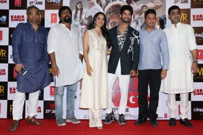Leading duo of Bollywood film Kabir Singh, Shahid Kapoor and Kiara Advani, arrived to launch the trailer of their film along with director Sandeep Vanga and the producers.