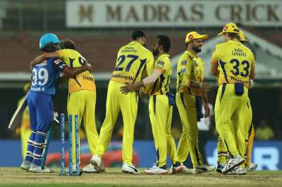 Skipper MS Dhoni's prowess in the slog overs was on display yet again while home spinners bamboozled the DCbatsmen as CSK prevailed in the IPL battle for top spot with a thumping 80-run win.