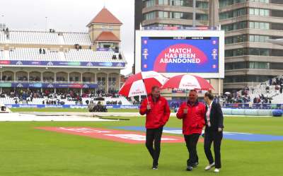 The frustrating English weather finally caught up with the Indian team as their third World Cup game against New Zealand was called off without a ball being bowled here Thursday.