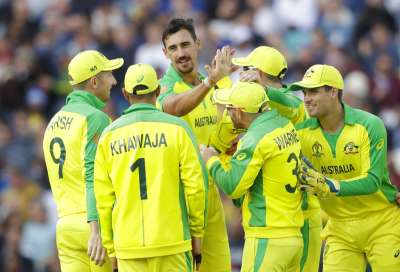 Australia moved to the top of the Cricket World Cup standings after beating Sri Lanka by 87 runs at the Oval.
