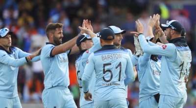 England beat India by 31 runs to revive their hopes for a semifinal spot.