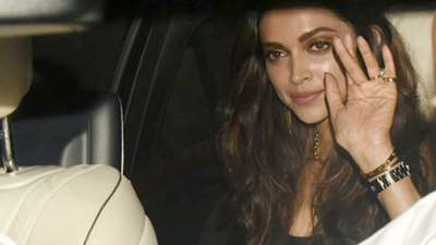 Ranbir Kapoor's ex-lover Deepika Padukone arrived for his 37th birthday party looking like a dream