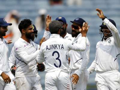 India won the second Test against South Africa by an innings and 137 runs to seal the three-match series with a game to spare on Sunday.