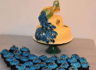 Bride ordered peacock-themed cake, got a 'turkey with leprosy' instead