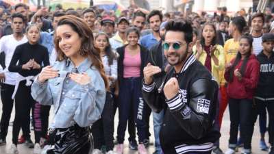 Varun Dhawan, Shraddha Kapoor&amp;rsquo;s killer moves on Delhi streets for Illegal Weapon 2.0 song launch (Photos Courtesy: Yogen Shah)