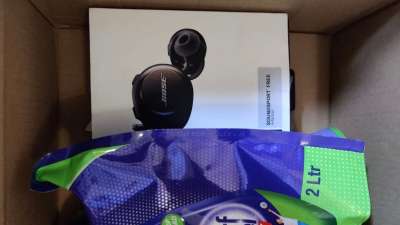 Amazon India blunder Man receives Rs. 19 000 Bose earphones in