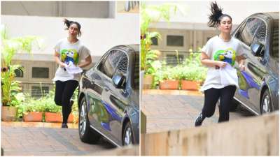 Giving us serious fitness goals, Kareena Kapoor Khan stepped out for a jogging session in her building compound in Mumbai today. The Veere Di Wedding actress loves to stay fit and healthy and, these latest pictures are proof.