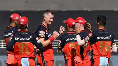 Chris Morris's four-wicket haul and with AB de Villiers's 55 not out off 22 balls powered Royal Challengers Bangalore (RCB) to a thumping seven-wicket win over a off-colour Rajasthan Royals (RR) in Dubai on Saturday.