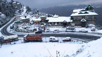 Pictures from Shimla after first November snowfall in 15 years will give you chills!