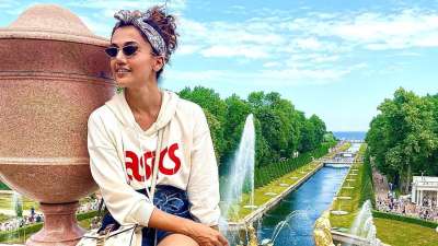 Bollywood actress Taapsee Pannu is enjoying her days taking in the picturesque views of Russia. The actress has broken the internet with gorgeous pictures from her vacation.