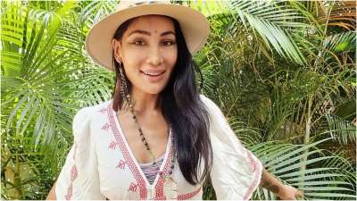 Sofia Hayat claims many Bollywood aspirants are tricked into doing ...