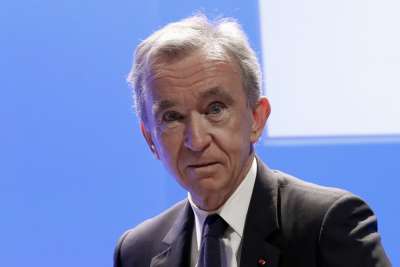 Louis Vuitton Chief Bernard Arnault Becomes World's Richest Overtaking Jeff  Bezos